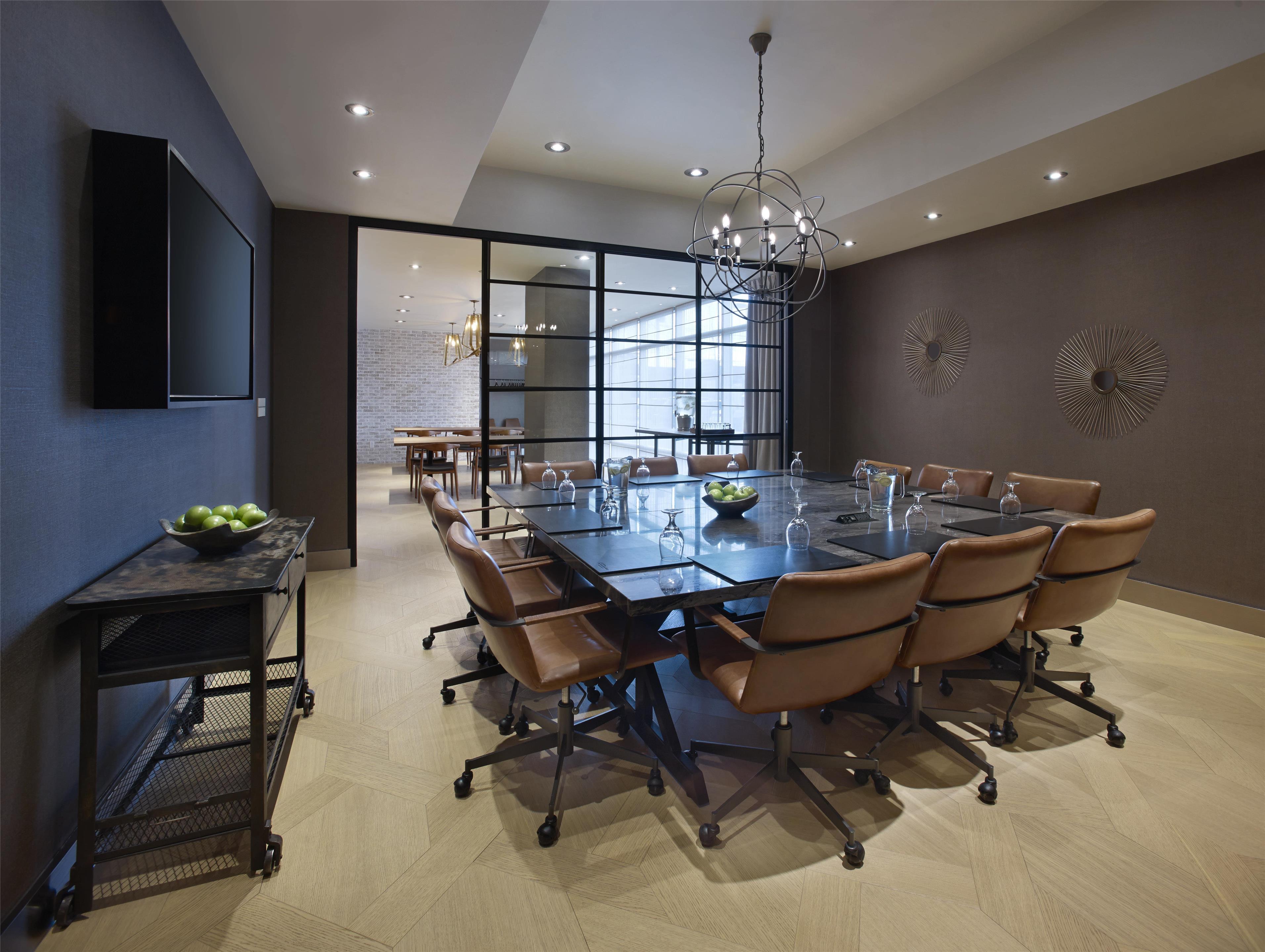 Meeting Room | Hilton Garden Inn Toronto Airport