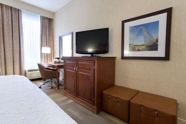  - Hampton Inn Southwest Valley Park