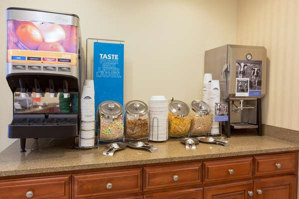 Restaurant - Hampton Inn Southwest Valley Park