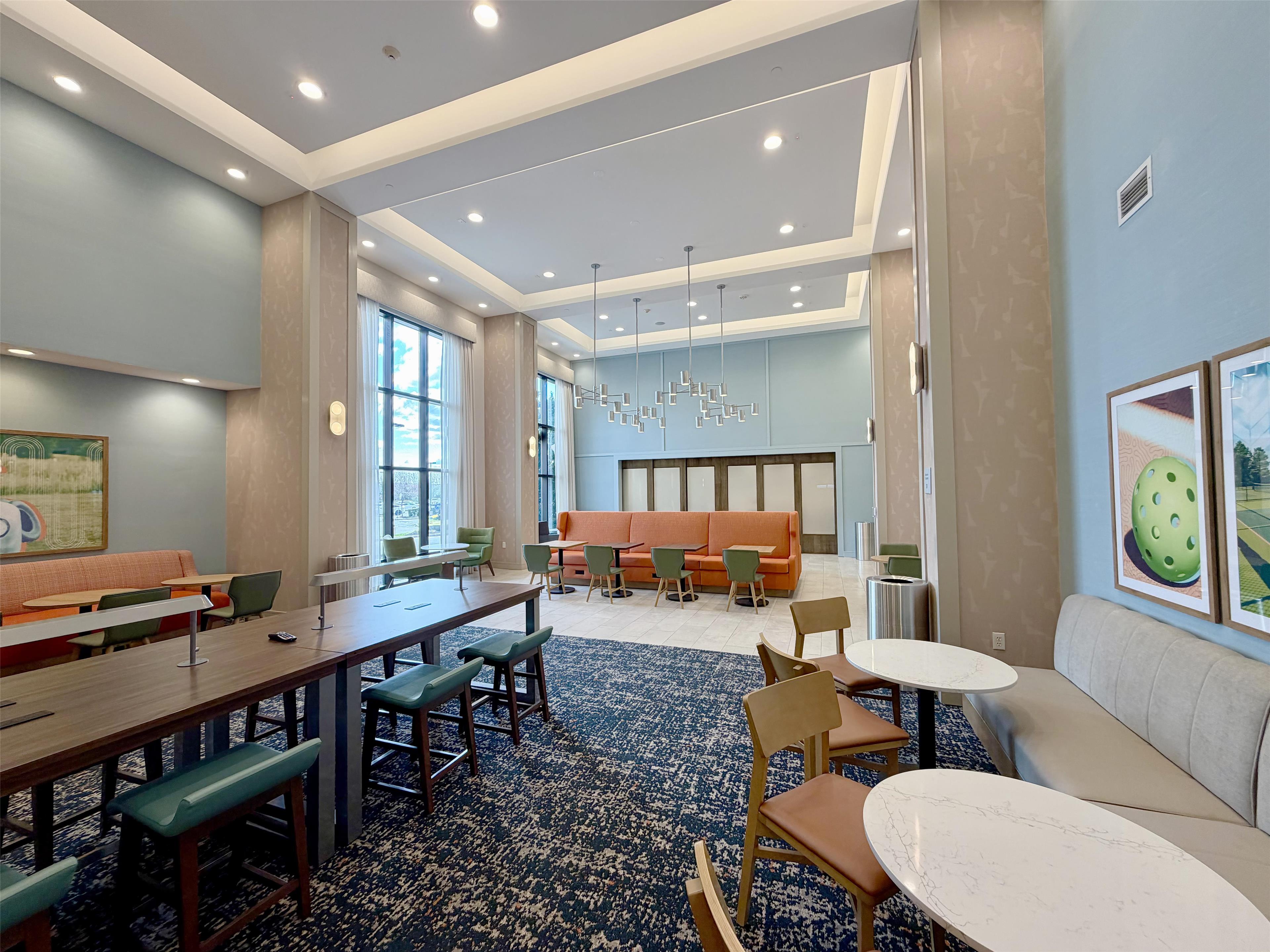 Lobby | Hampton Inn & Suites Robbinsville