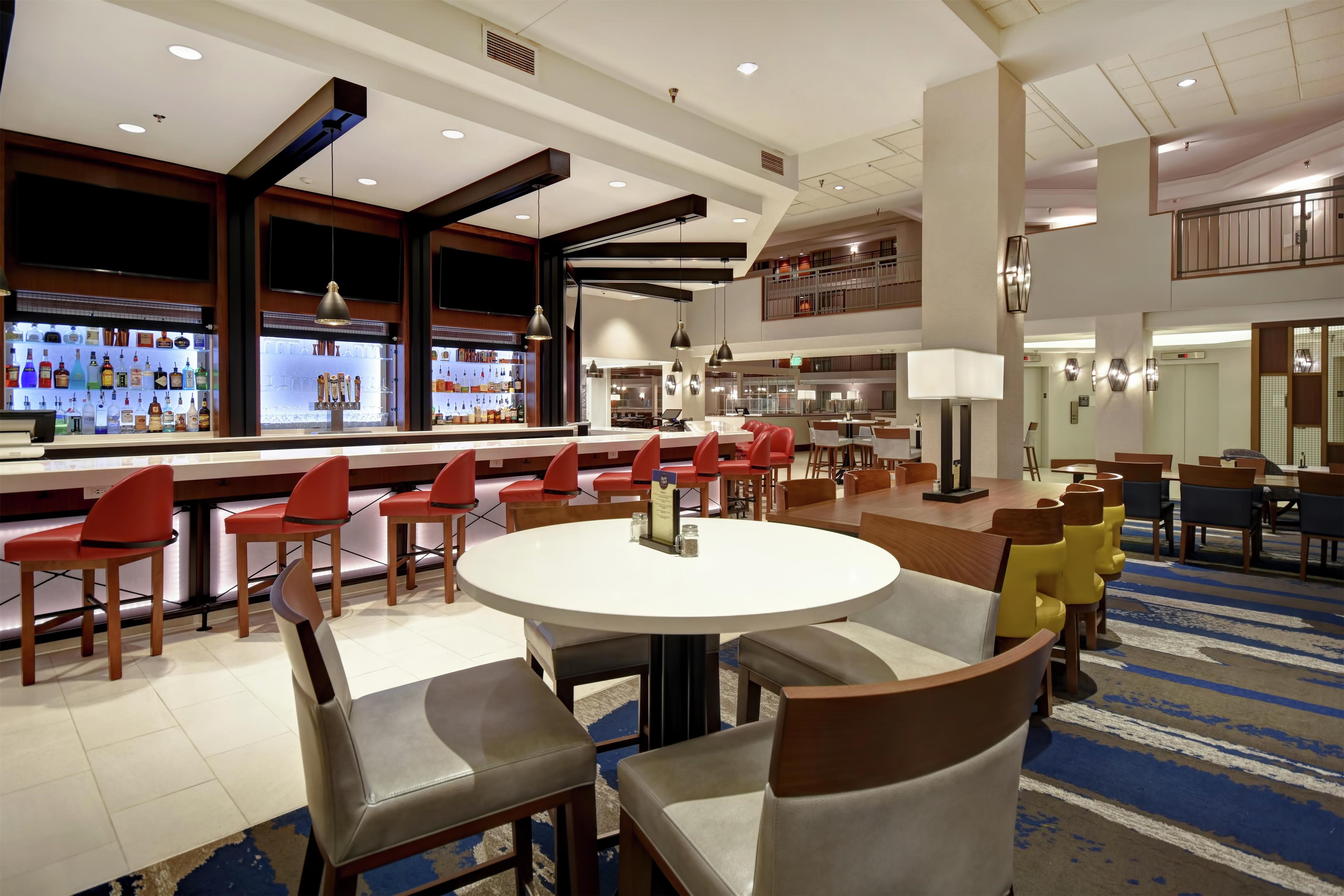 Lobby | Embassy Suites by Hilton Omaha Downtown Old Market