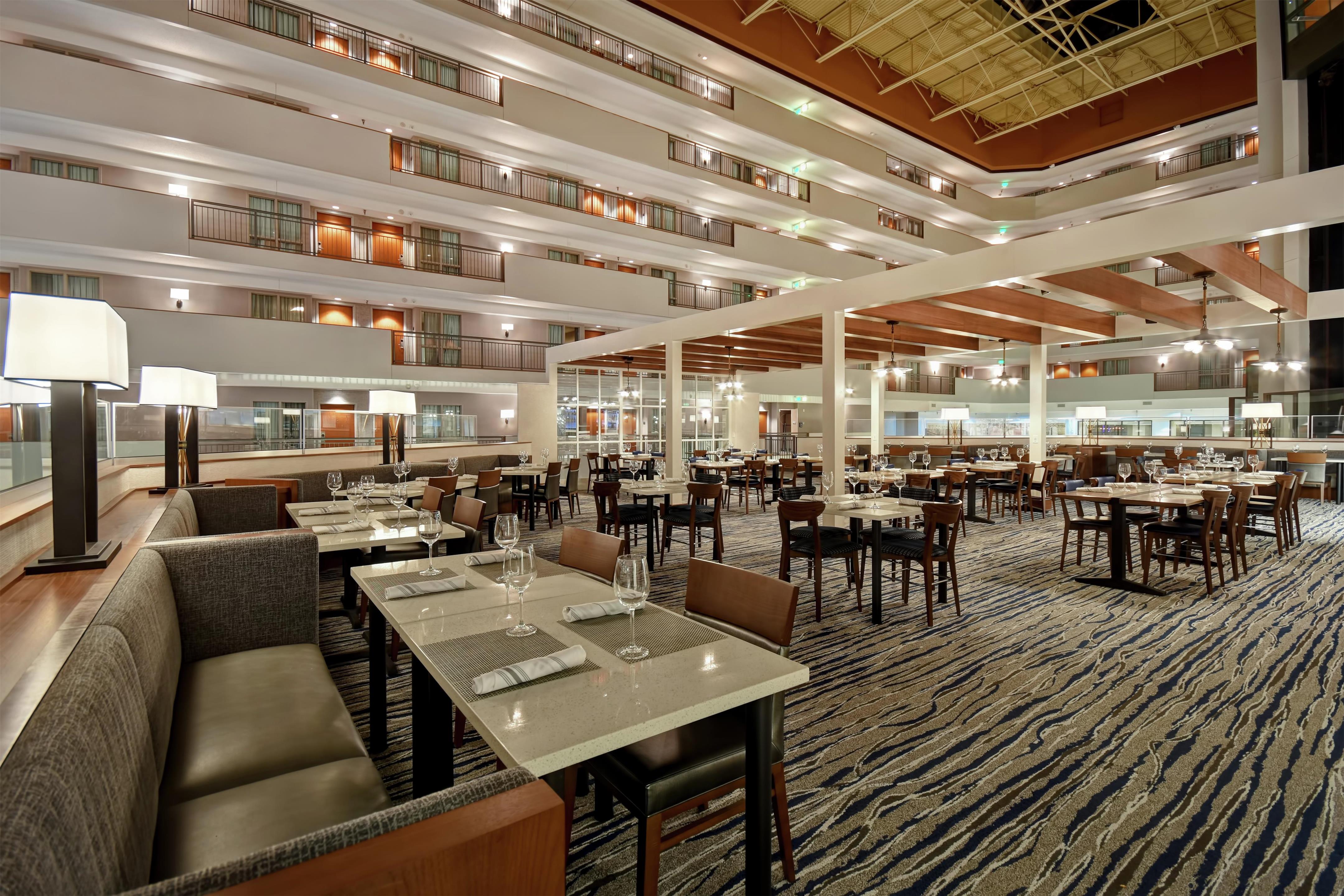 Restaurant | Embassy Suites by Hilton Omaha Downtown Old Market