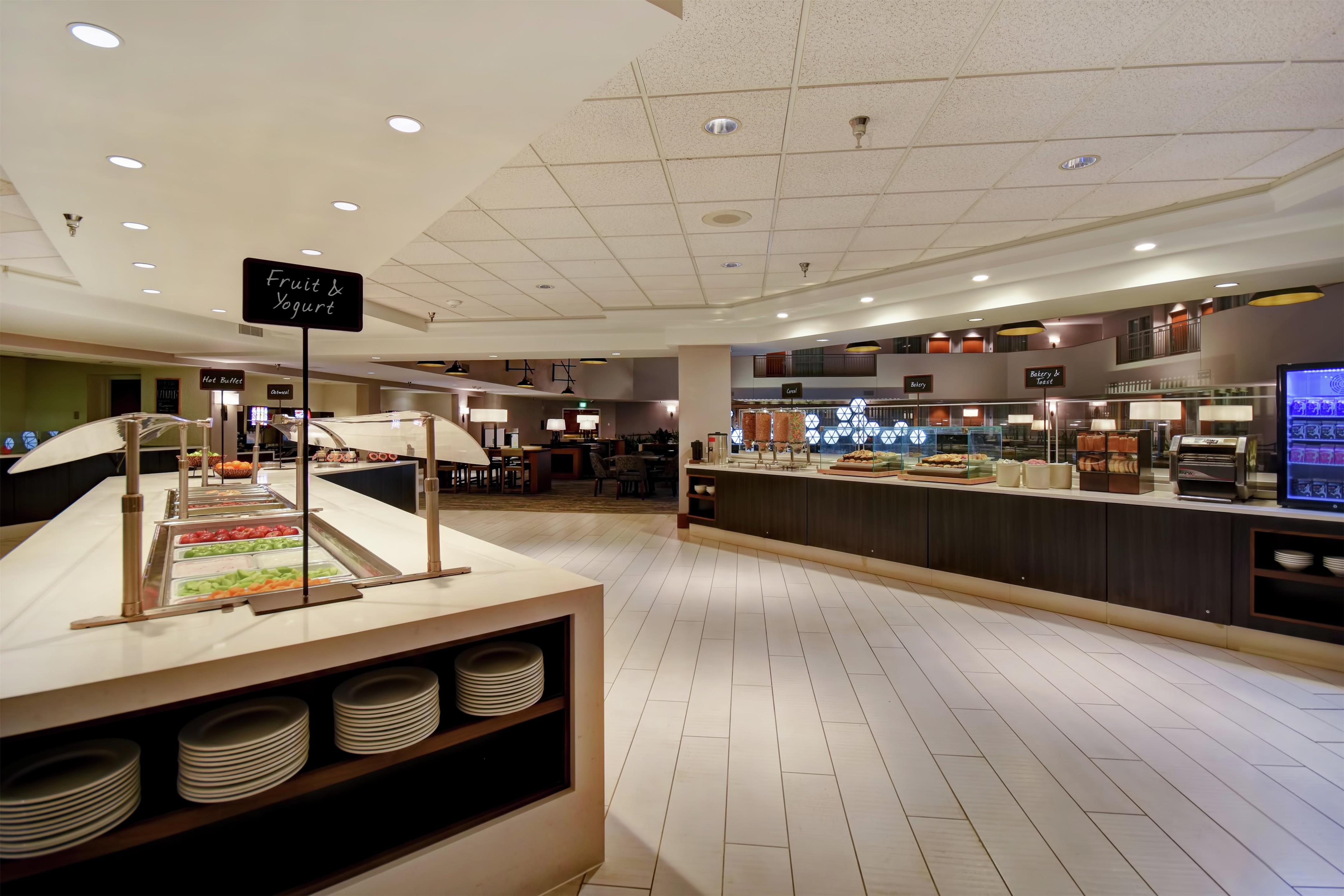 Restaurant | Embassy Suites by Hilton Omaha Downtown Old Market
