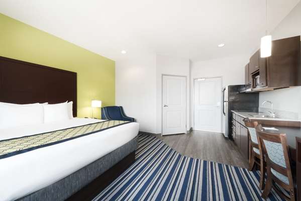  - Hawthorn Suites by Wyndham Midland