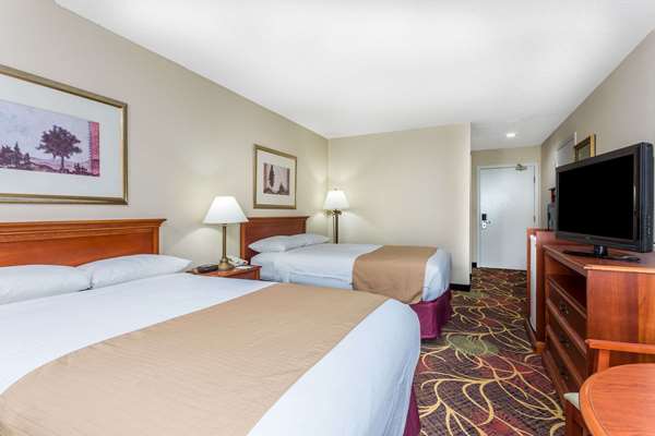  - Baymont Inn & Suites Cornelia