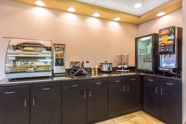  - Baymont Inn & Suites Cornelia