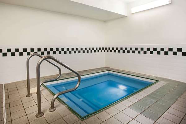 Pool - Baymont Inn & Suites Helena - I-15, Exit 192