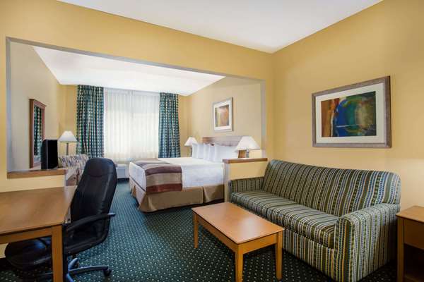Suite - Baymont Inn & Suites Helena - I-15, Exit 192