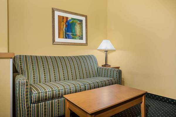Suite - Baymont Inn & Suites Helena - I-15, Exit 192