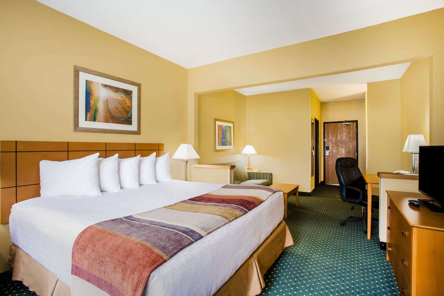 Baymont Inn & Suites Helena, MT See Discounts