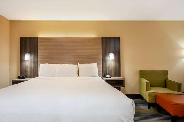  - Baymont Inn & Suites McDonough - I-75, Exit 218