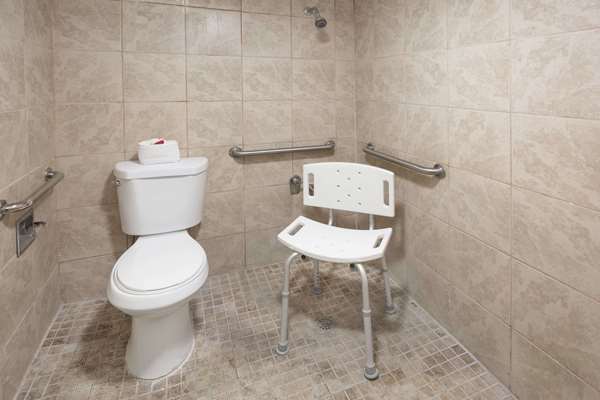  - Days Inn North St Petersburg