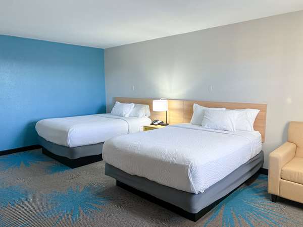  - Days Inn & Suites Santa Rosa - I-40, Exit 275