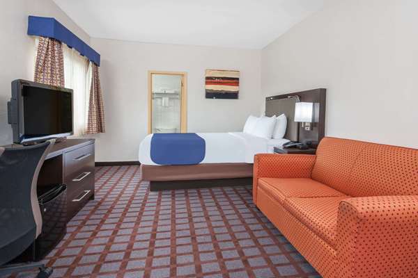  - Days Inn Woodbury