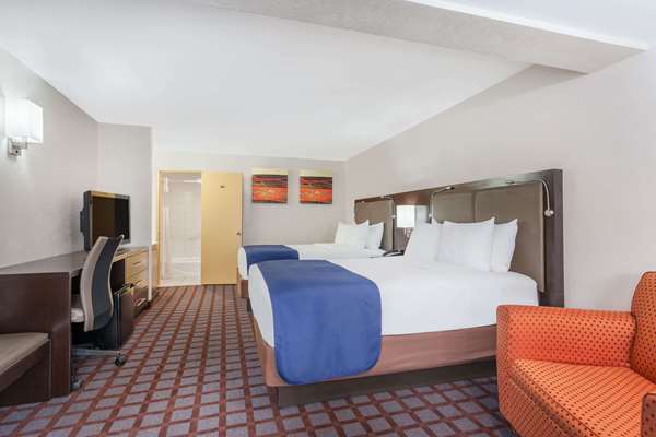  - Days Inn Woodbury