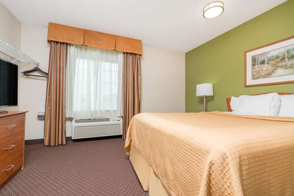  - Days Inn & Suites South Rochester