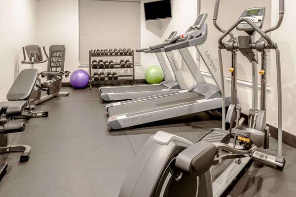 Fitness/ Exercise Room - Ramada Hotel Moose Jaw
