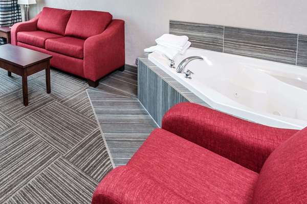 Suite - Ramada Hotel Moose Jaw