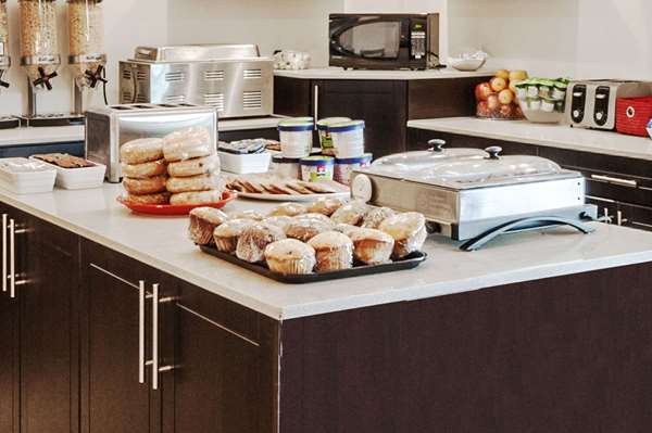  - Ramada Hotel Moose Jaw