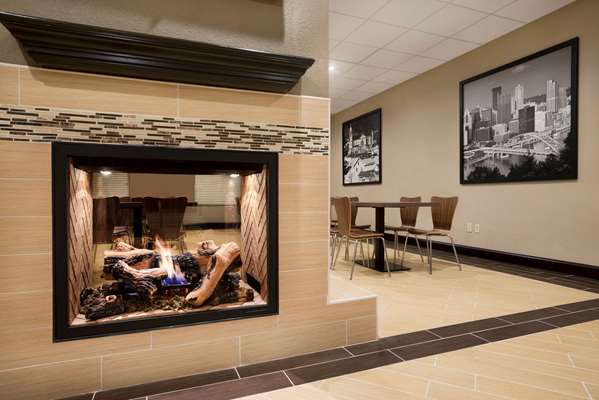 Restaurant - Super 8 Hotel Hershey