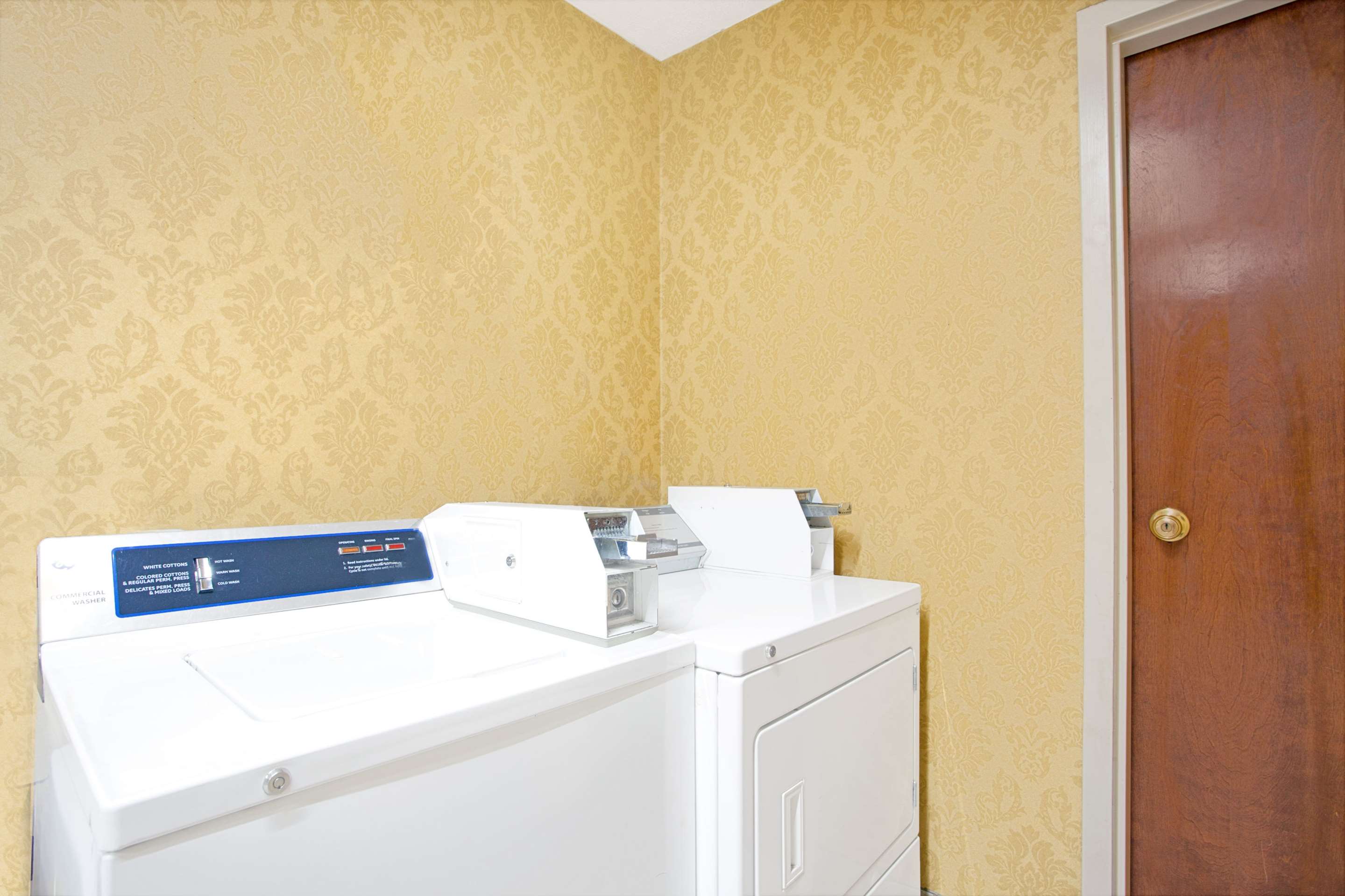 Laundry Room | Super 8 by Wyndham Canton