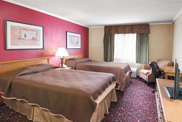  - Travelodge Beckley - I-64 & I-77, Exit 44