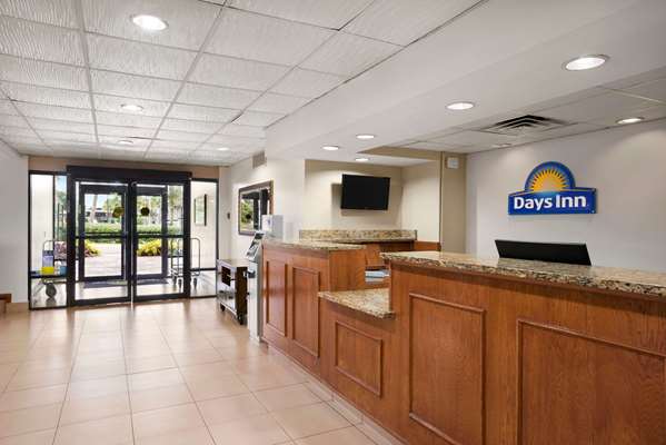  - Days Inn Airport Jacksonville - I-95, Exit 363