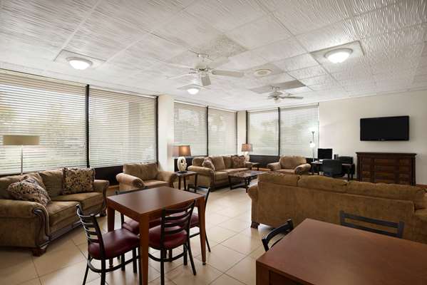  - Days Inn Airport Jacksonville - I-95, Exit 363
