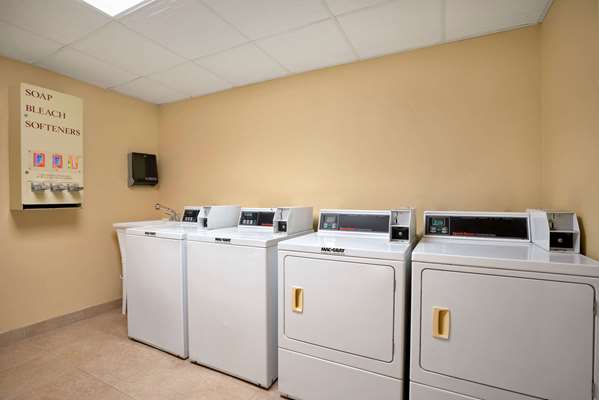 Amenities - Days Inn Airport Jacksonville - I-95, Exit 363