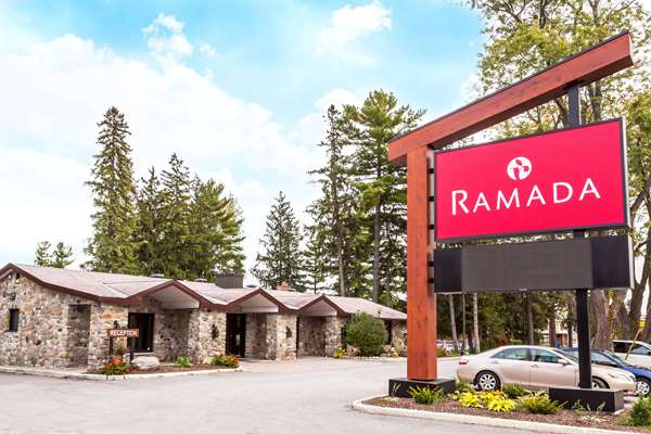 Exterior view - Ramada Ottawa Hotel on the Rideau
