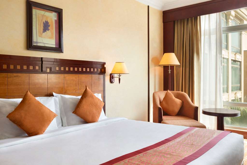 RAMADA BY WYNDHAM RIYADH-guestroom-Guest Room,On-Site.jpg