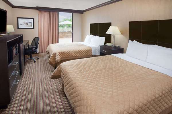  - Wyndham Garden Hotel Schaumburg
