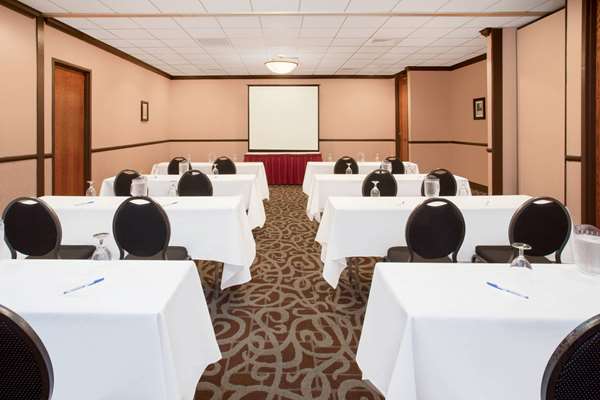  - Wyndham Garden Hotel Schaumburg