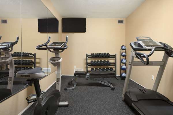Fitness/ Exercise Room - Days Inn Woodstock