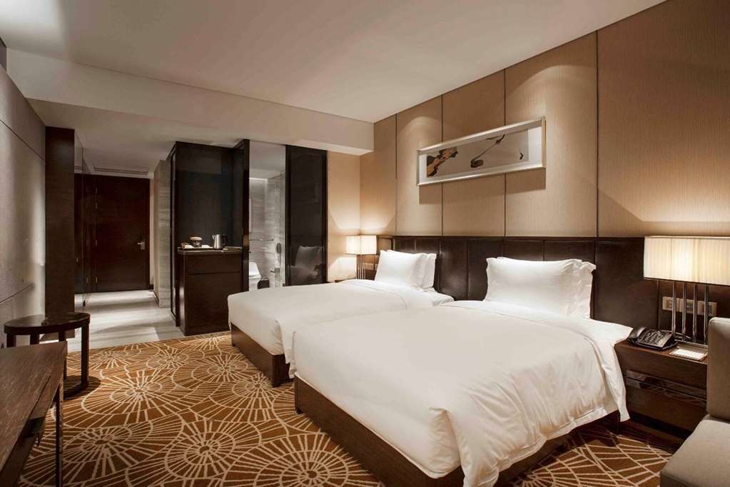 RAMADA PLAZA BY WYNDHAM XIAN SOUTH-guestroom-Guest Room,On-Site.jpg