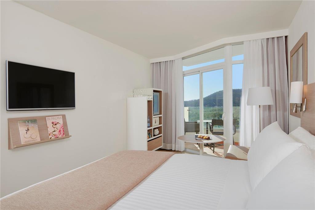 MELIA CALVIA BEACH-guestroom-Guest Room,On-Site.jpg