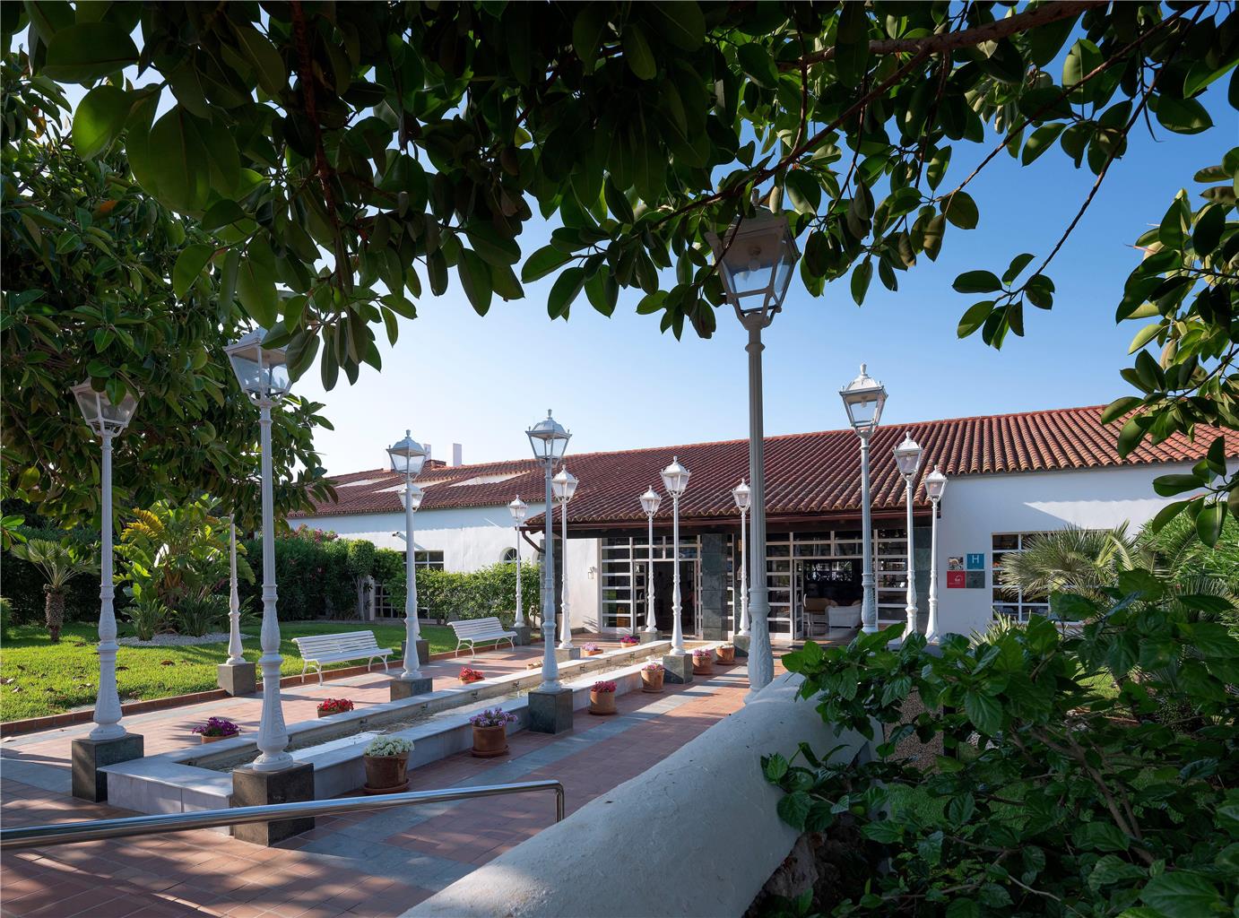 SOL FALCO MENORCA-guestroom-Guest Room,Guest Room Amenity,Patio/Terrace,Architecture,On-Site,Outdoor/Exterior,Garden,Exterior View of Building,Family.jpg