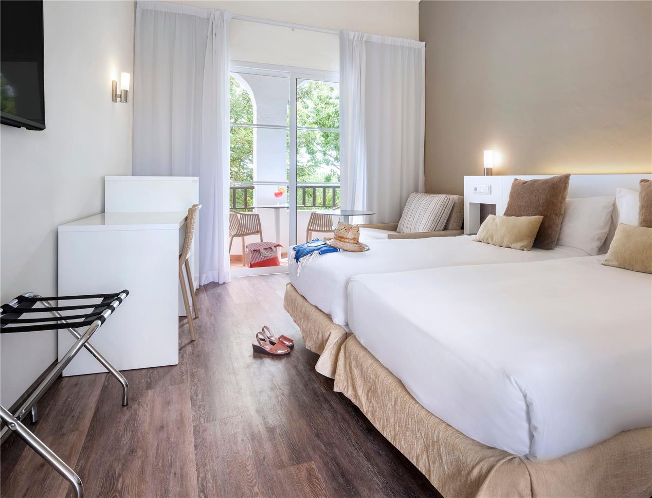 SOL FALCO MENORCA-guestroom-Guest Room,On-Site.jpg