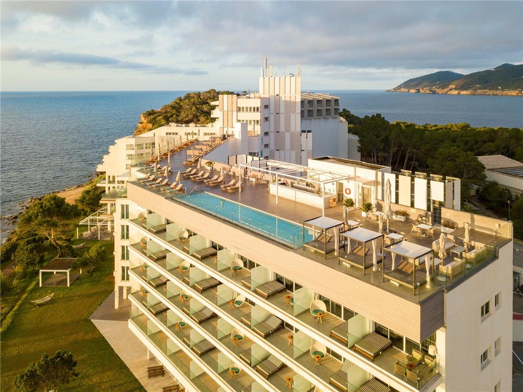 MELIA IBIZA-guestroom-Guest Room,Guest Room Amenity,Pool,Architecture,On-Site,Outdoor/Exterior,People,Waterfront,Exterior View of Building.jpg