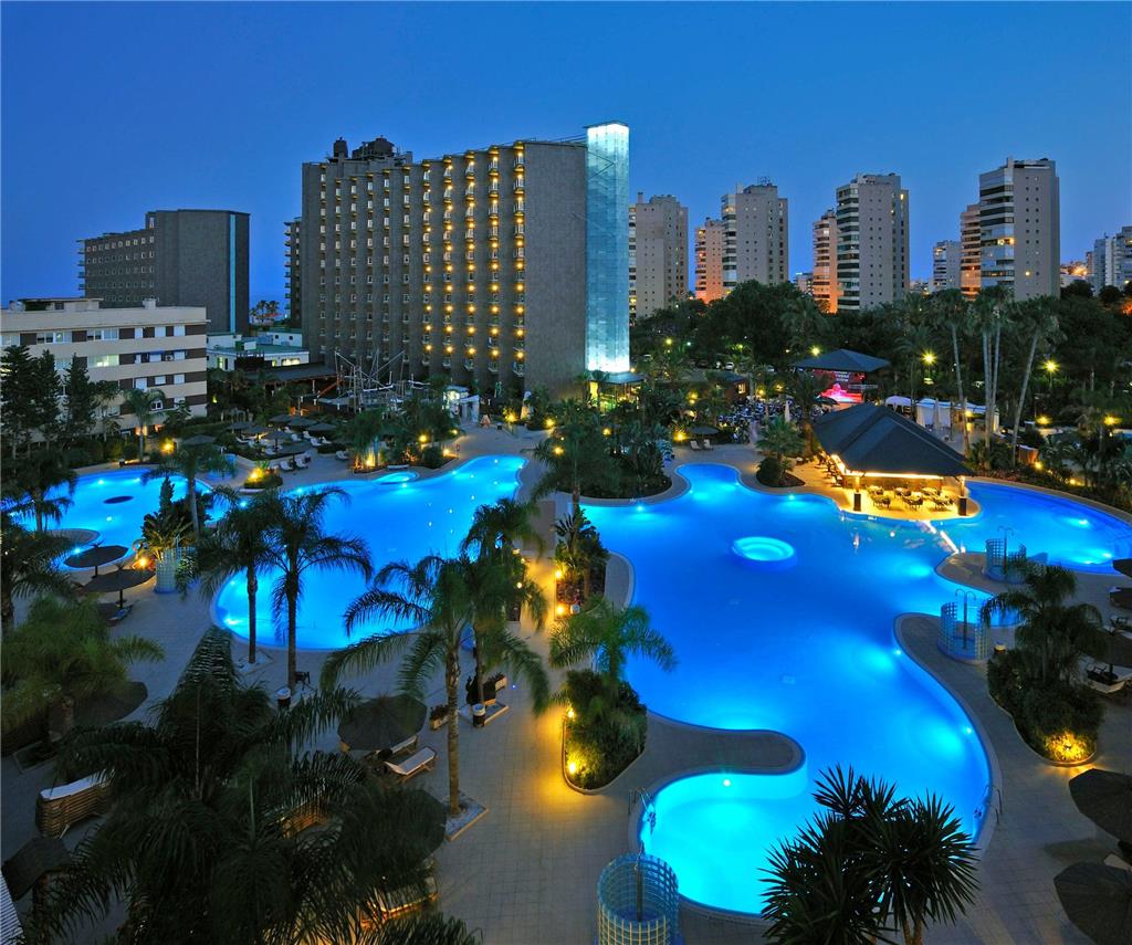 SOL PRINCIPE-guestroom-Guest Room,Guest Room Amenity,Pool,Architecture,On-Site,Outdoor/Exterior,City,Exterior View of Building,Family.jpg