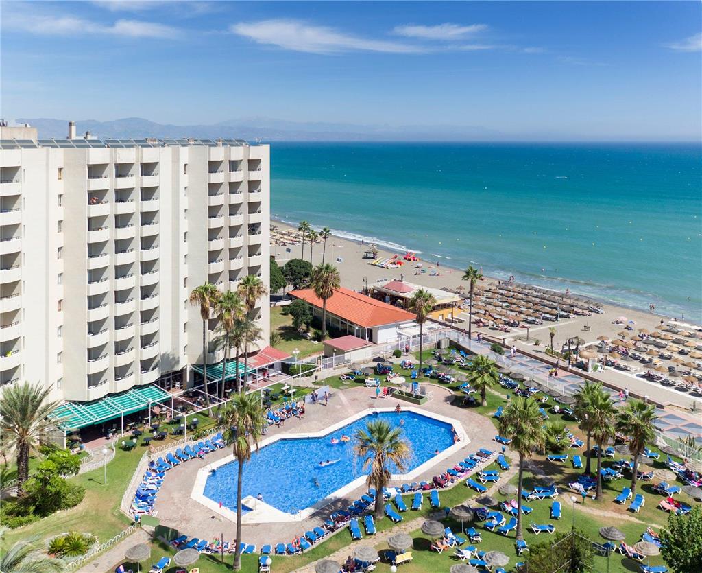 SOL PUERTO MARINA-guestroom-Guest Room,Guest Room Amenity,Pool,Architecture,On-Site,Outdoor/Exterior,City,People,Waterfront,Exterior View of Building,Family.jpg