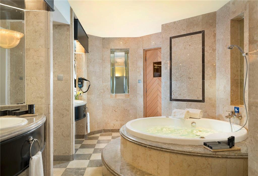 MELIA PUROSANI YOGYAKARTA-guestroom-Guest Room,On-Site.jpg