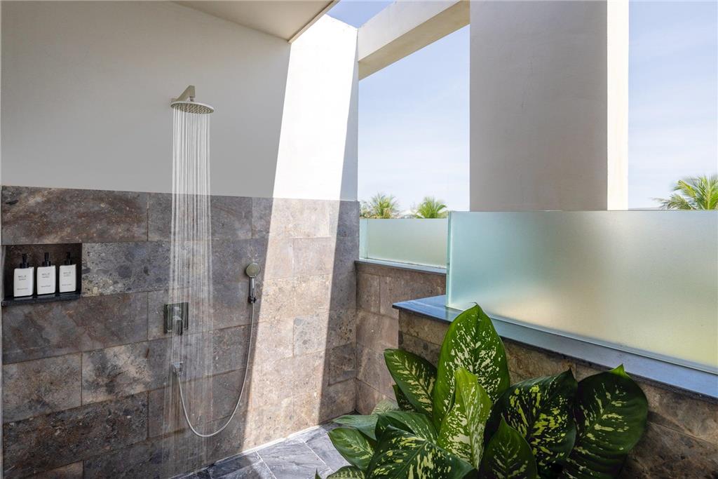 MELIA DANANG BEACH RESORT-guestroom-Guest Room,On-Site.jpg