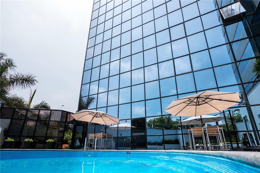 MELIA LIMA-guestroom-Guest Room,Guest Room Amenity,Pool,Architecture,On-Site,Outdoor/Exterior,City,Office,Exterior View of Building,Family.jpg