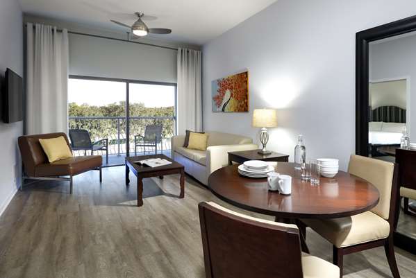 Suite - Melia Orlando Hotel Celebration - I-4, Exit 64