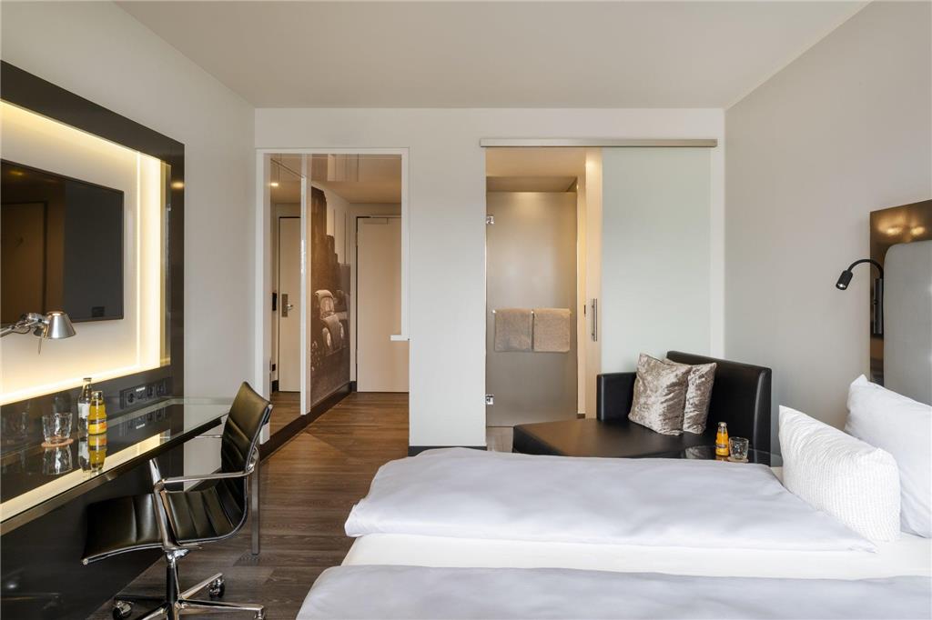 INNSIDE WOLFSBURG-guestroom-Guest Room,On-Site.jpg