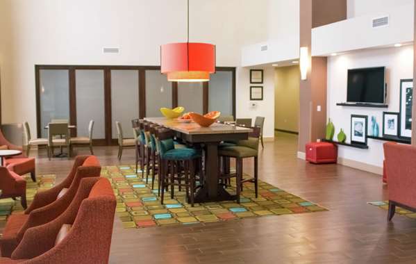  - Hampton Inn & Suites FieldhouseUSA Frisco