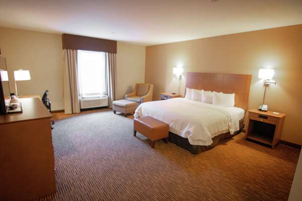  - Hampton Inn & Suites FieldhouseUSA Frisco