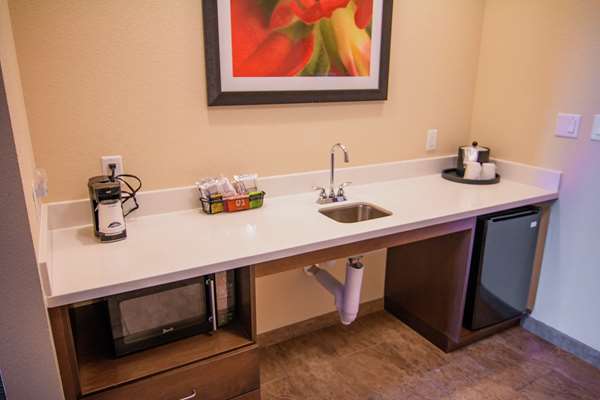  - Hampton Inn & Suites FieldhouseUSA Frisco