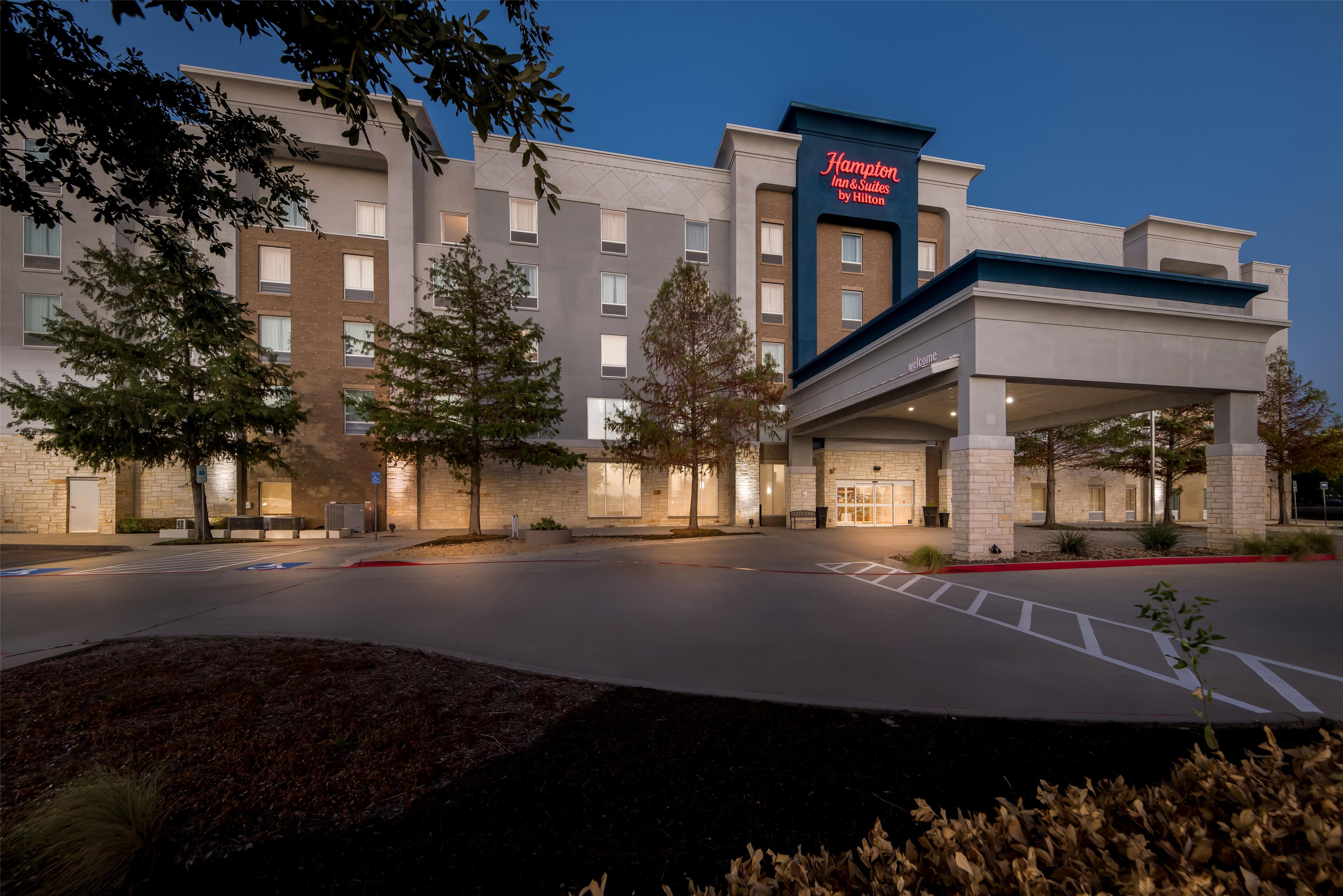 Exterior | Hampton Inn & Suites Dallas/Frisco North-FieldhouseUSA